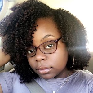 Meet your Posher, Rozanda